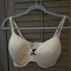 Victoria's Secret Cream and Black Dot Bra 36DDD